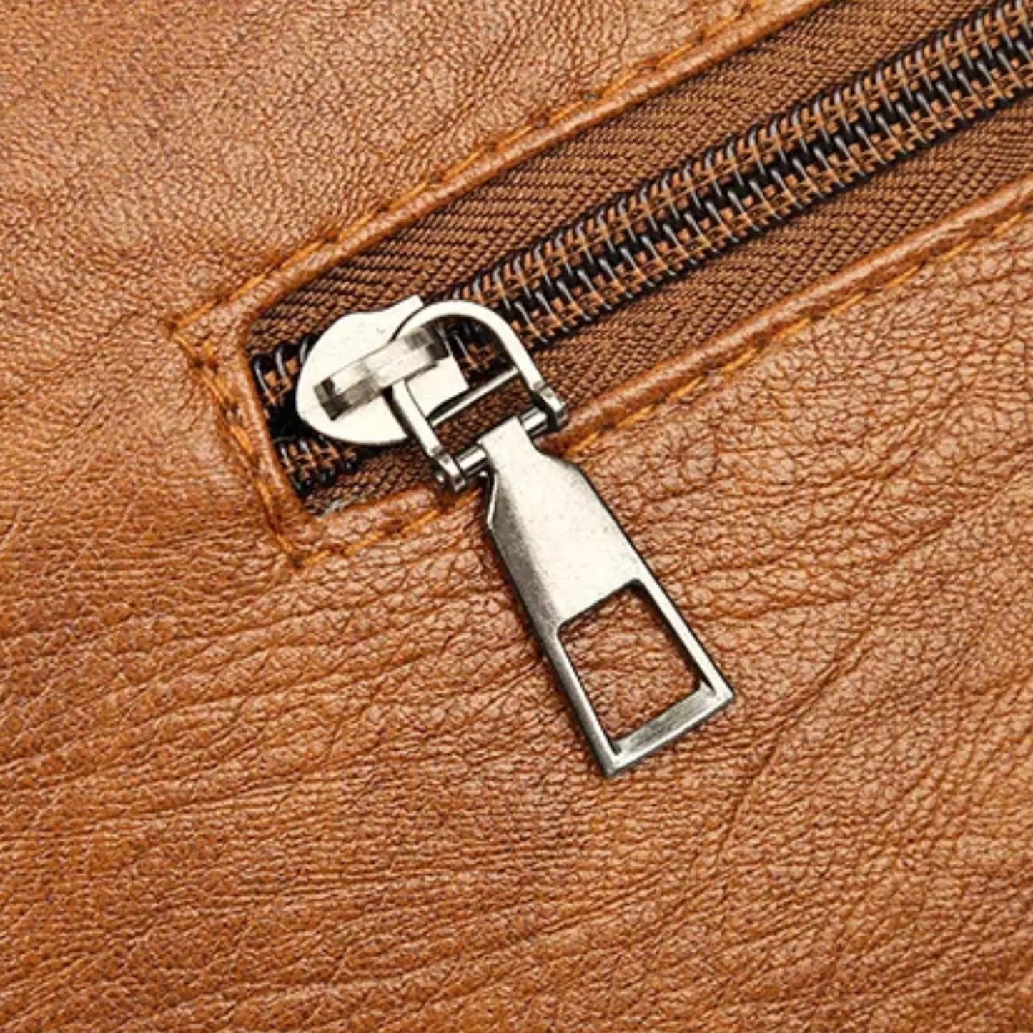 Bolsa Mensageiro Em Couro Vegano Lara