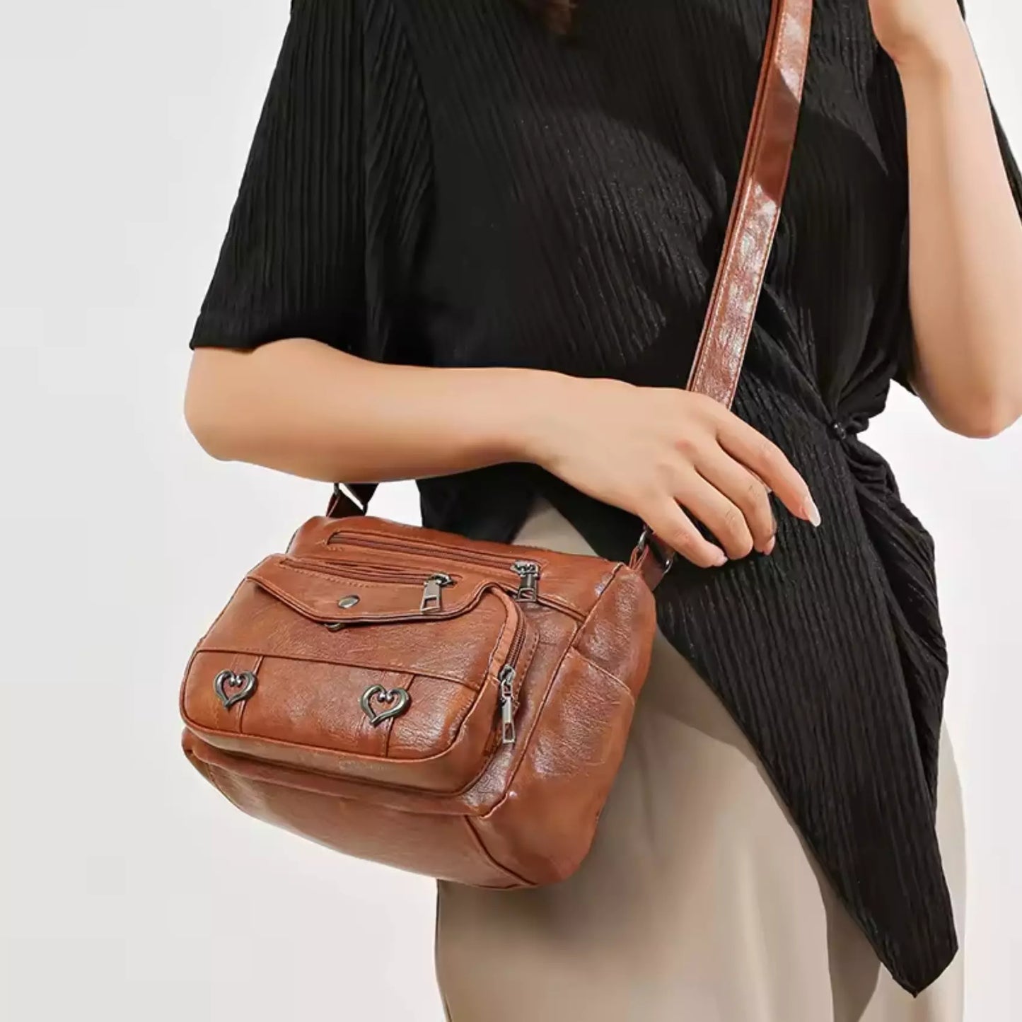 Bolsa Mensageiro Em Couro Vegano Lara