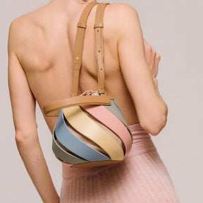 Bolsa Fashion Essenzia