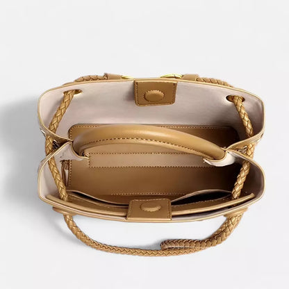 Bolsa Clássica Em Courino Enkanto