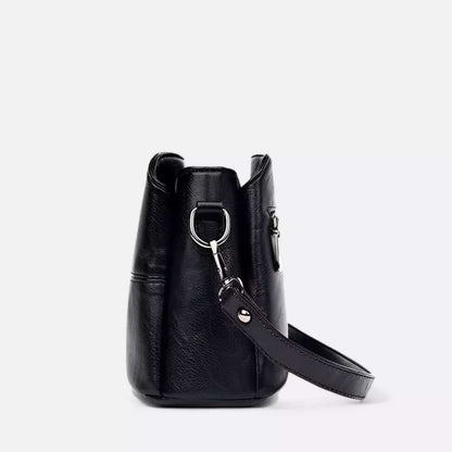 Bolsa Tiracolo Em Courino Laiza